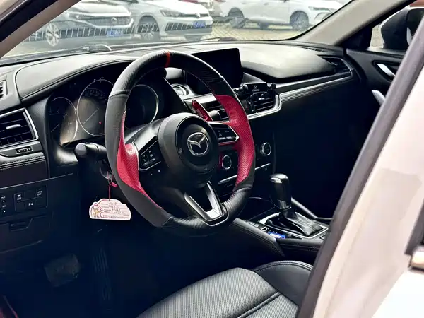 Mazda Atenza 2018