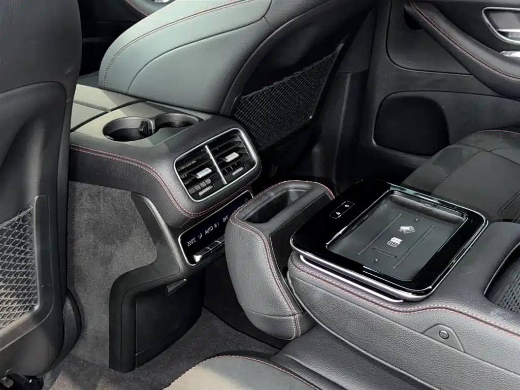 Mercedes-Benz GLE AMG 2025 — фото 18