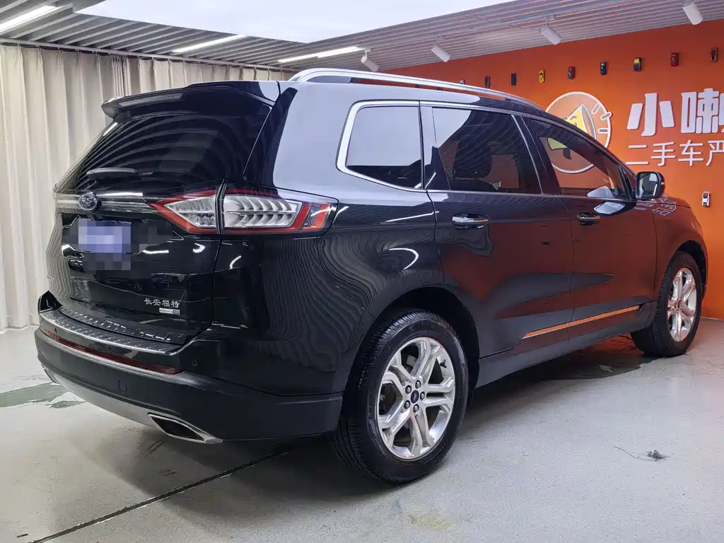 Ford Edge 2016 — фото 8