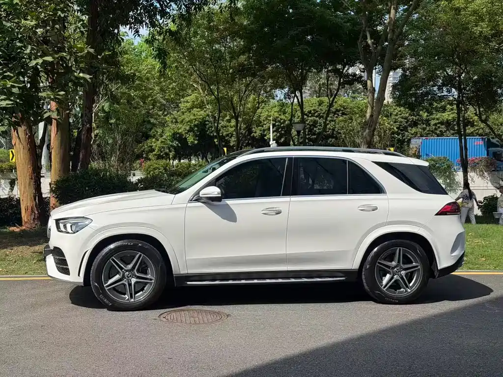 Mercedes-Benz GLE 2020 — фото 5