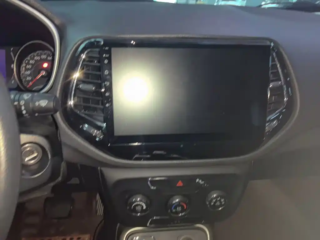 Jeep Compass 2019 — фото 13