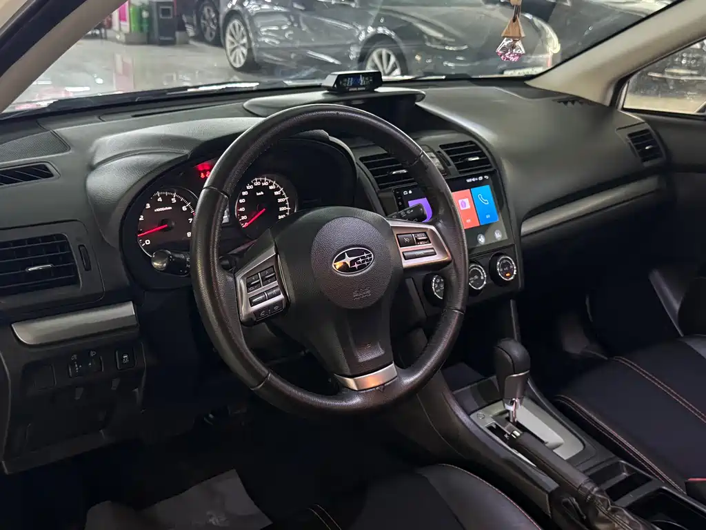 Subaru XV 2013 — фото 15