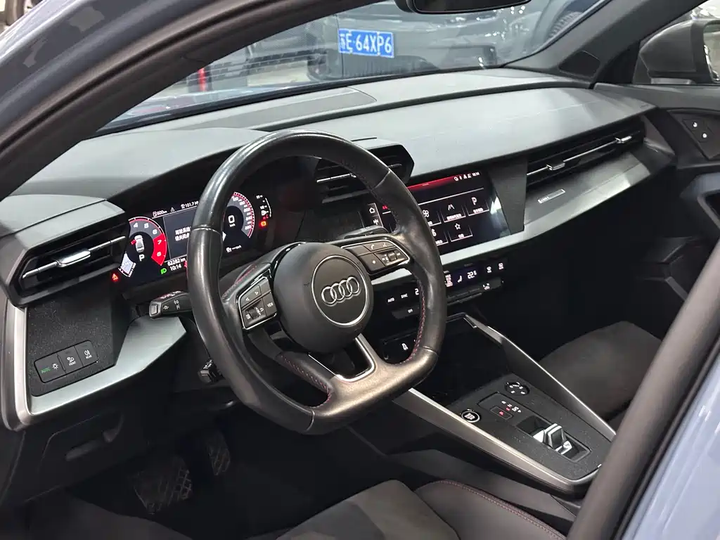 Audi A3 2022 — фото 17