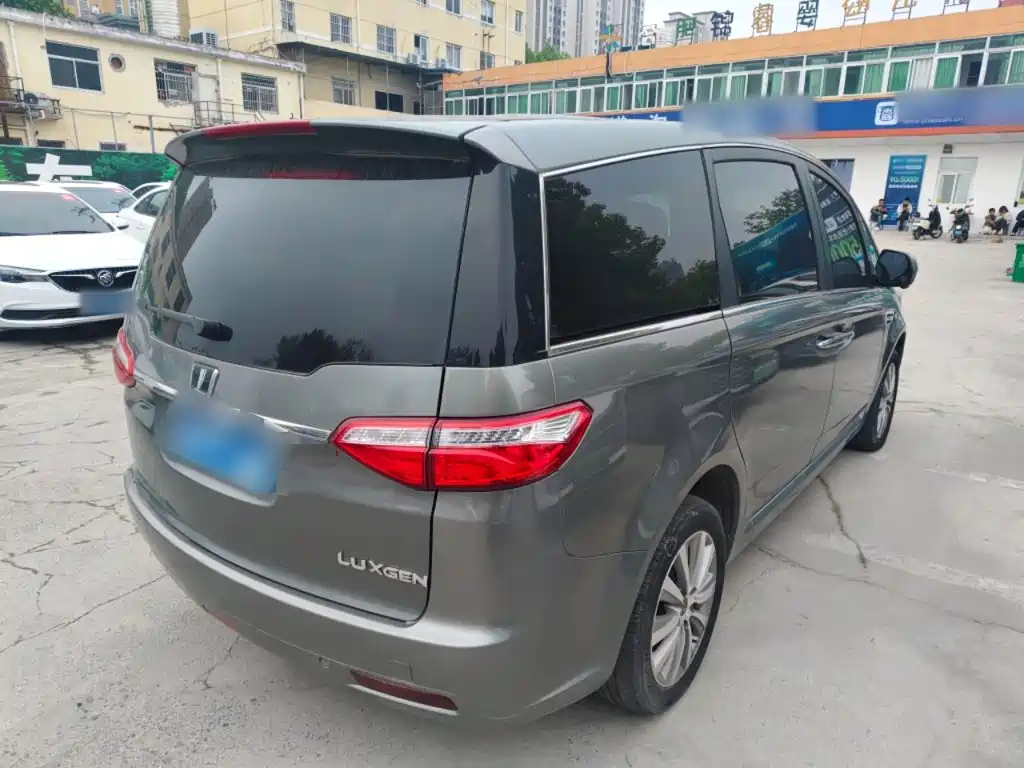 Luxgen Big 7 MPV 2019 — фото 5