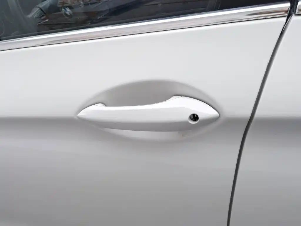 BMW 5 Series 2013 — фото 18