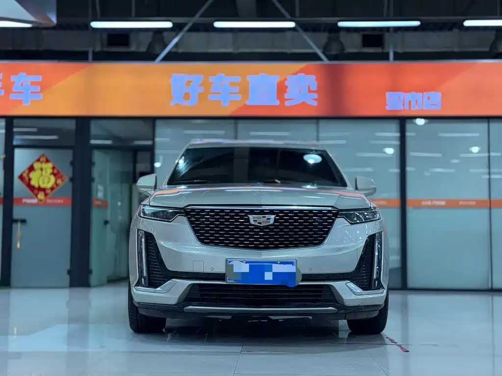 Cadillac XT6 2021 — фото 2