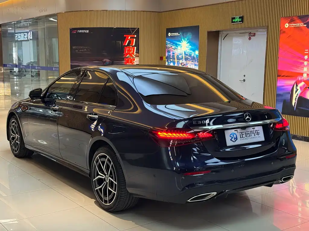 Mercedes-Benz E-Class 2021