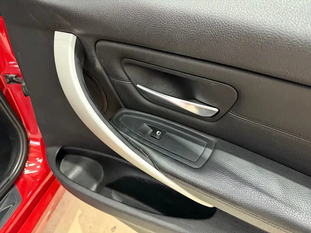 BMW 3 Series 2013 — фото 26