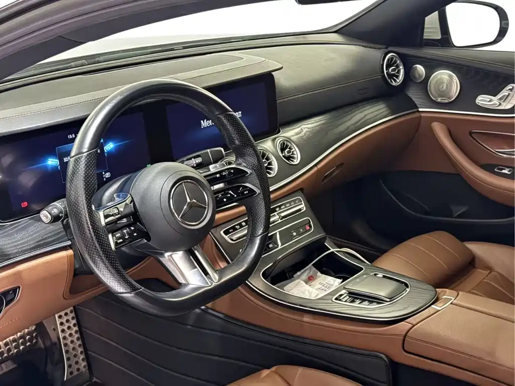 Mercedes-Benz E-Class 2021 — фото 4