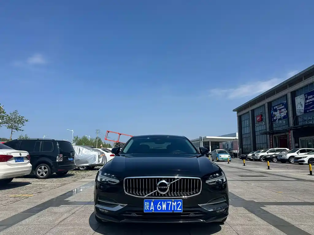 Volvo S90 2017 — фото 2