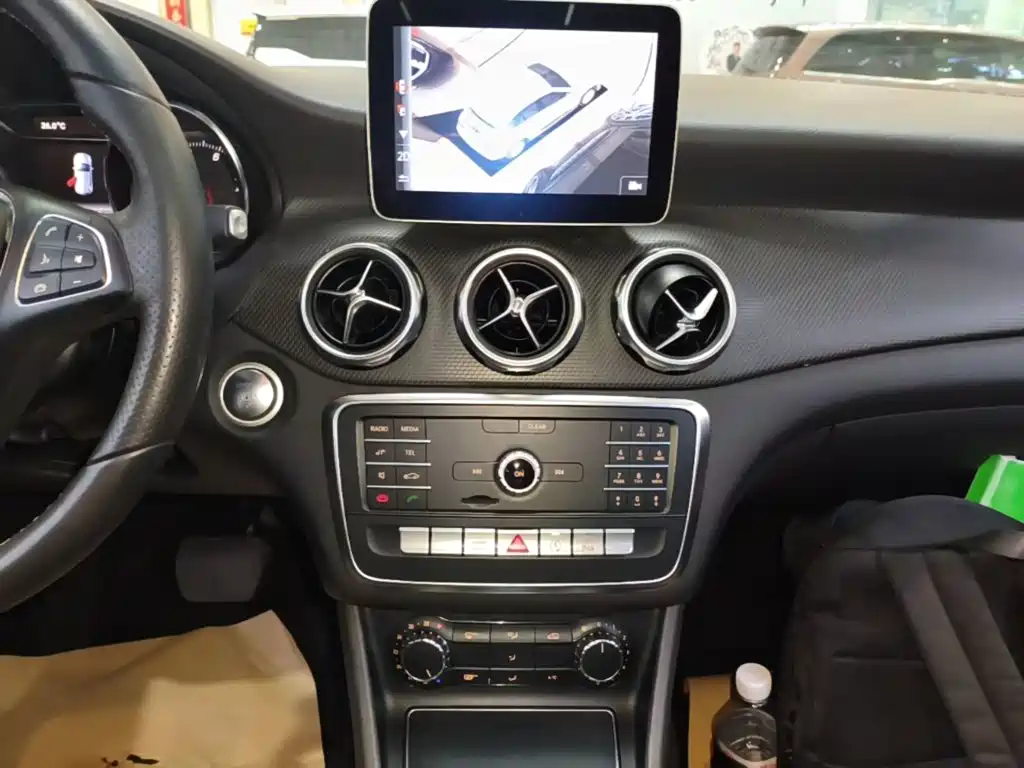 Mercedes-Benz GLA 2019 — фото 13