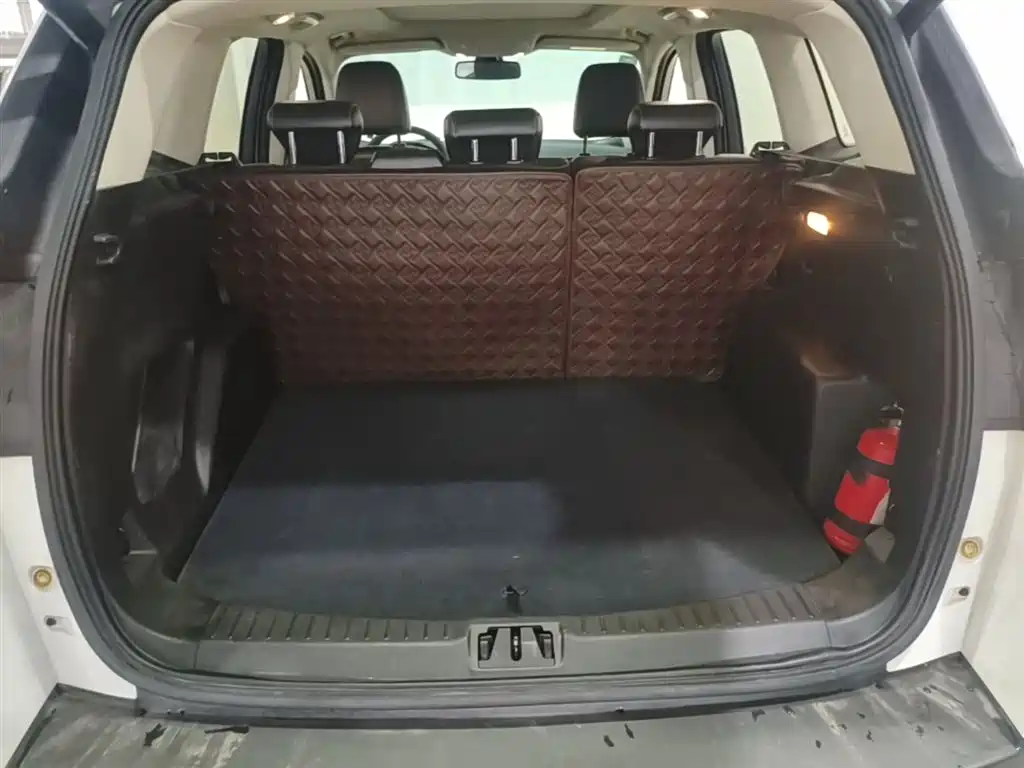 Ford Kuga 2019 — фото 19