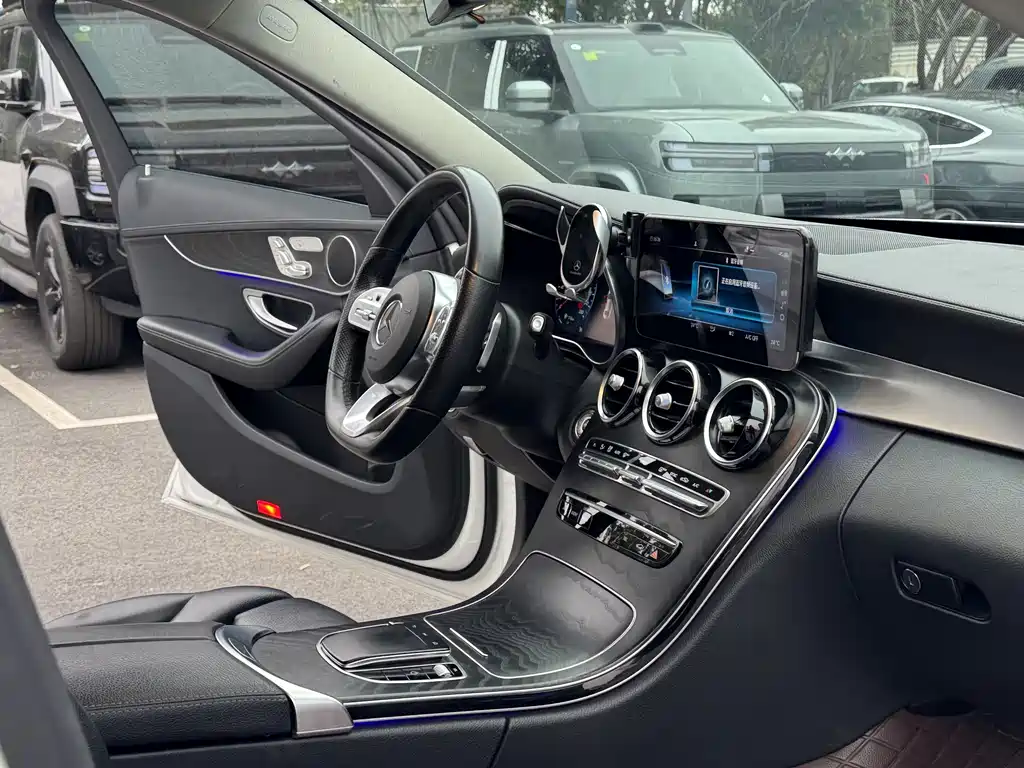 Mercedes-Benz C-Class 2021 — фото 15