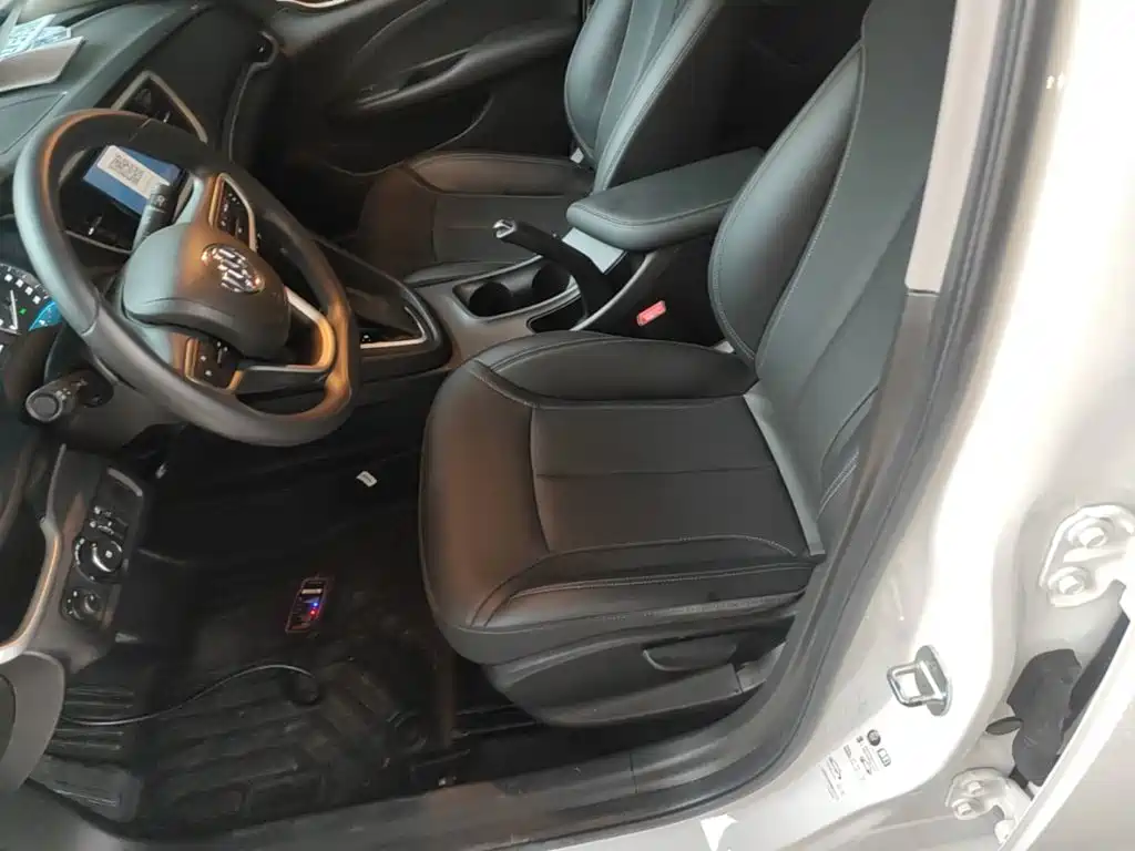 Buick Excelle 2021 — фото 15