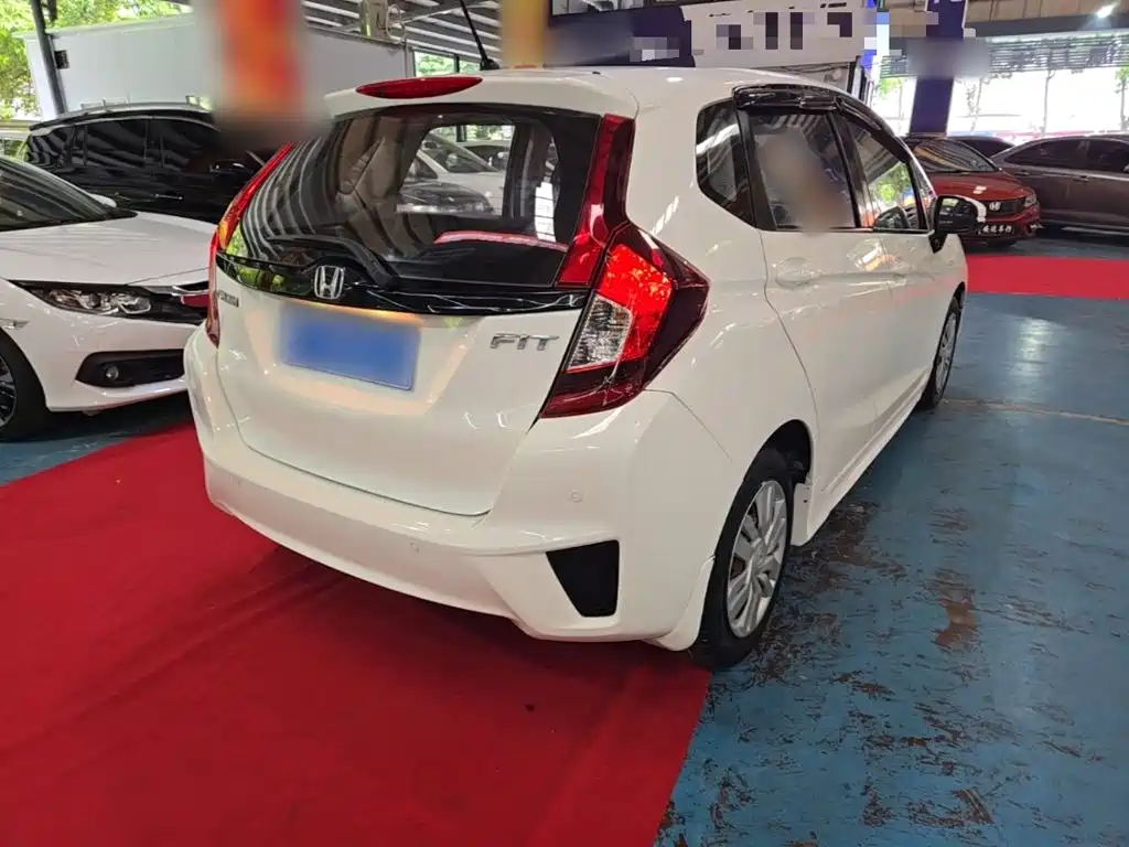 Honda Fit 2016