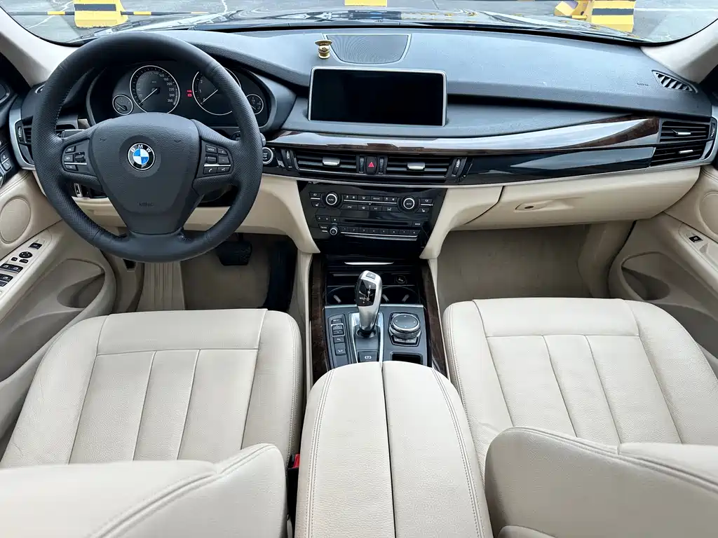 BMW X5 2015 — фото 15