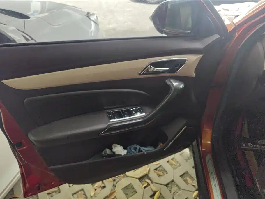 Leopaard CS9 2017