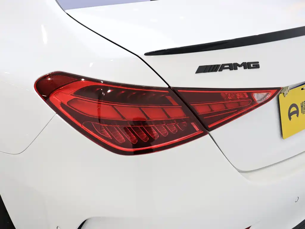 Mercedes-Benz C-Class 2023 — фото 9