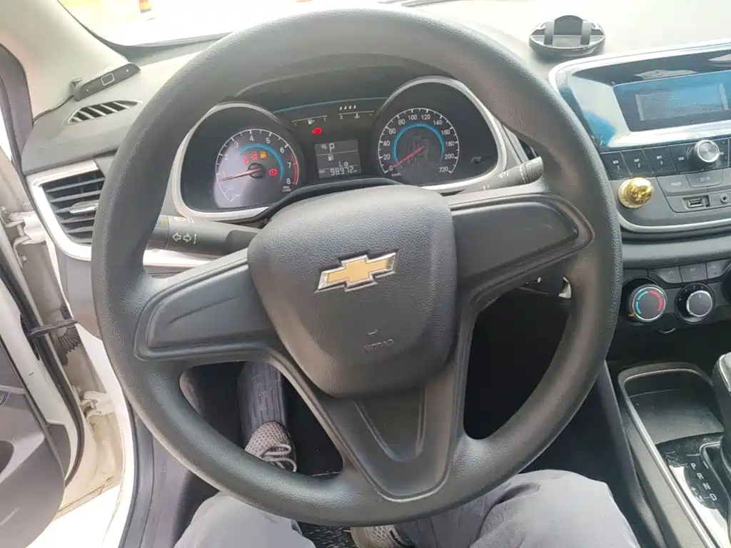 Chevrolet Cavalier 2016 — фото 11