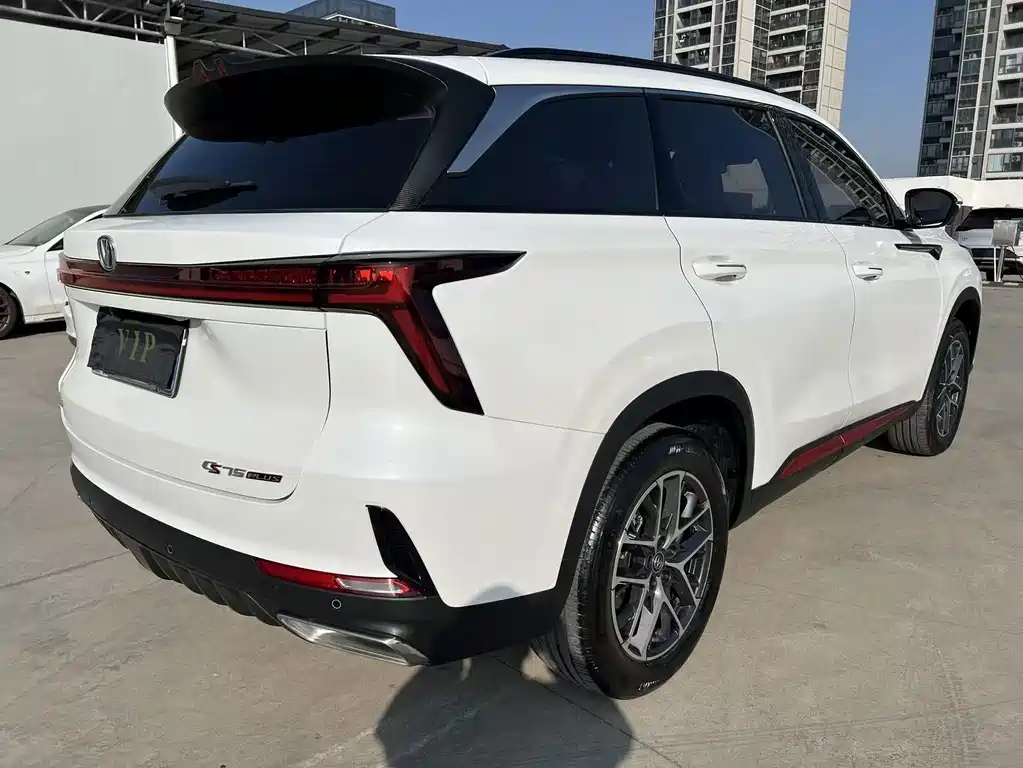 Changan CS75PLUS 2022 — фото 4