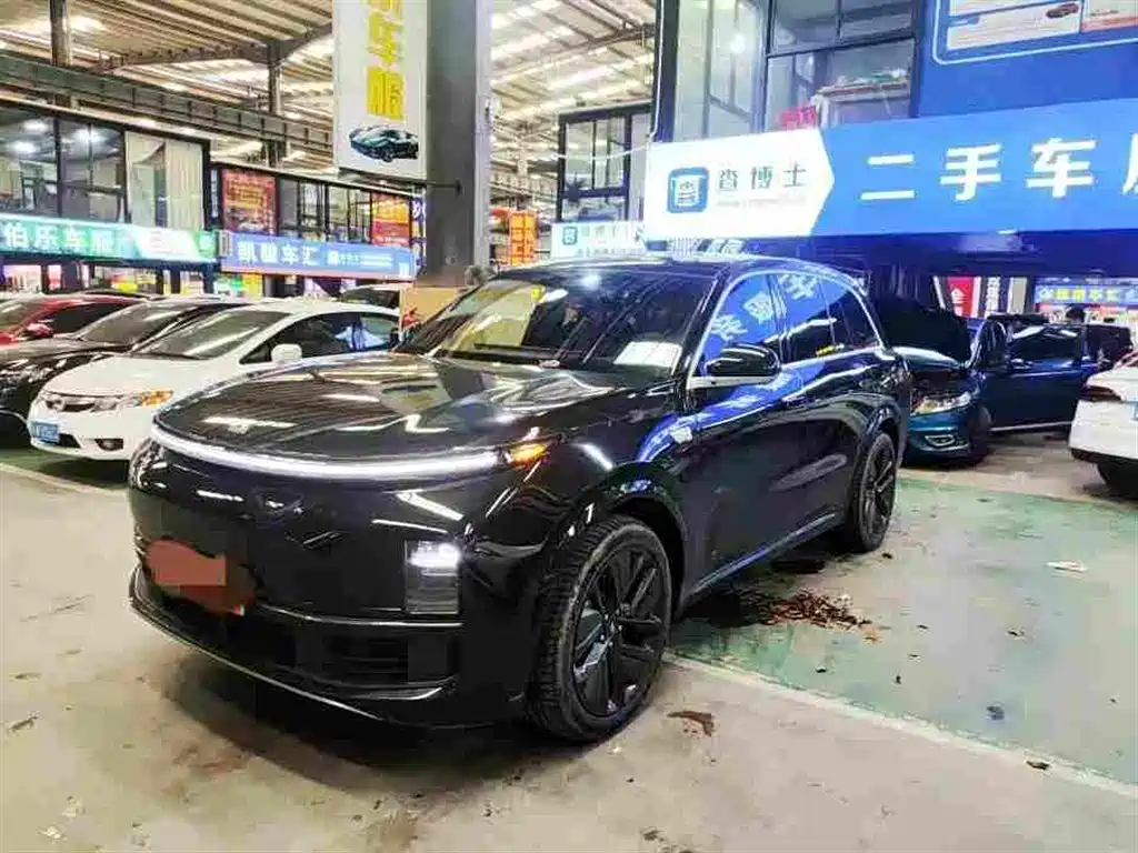 Li Auto Li L8 2024