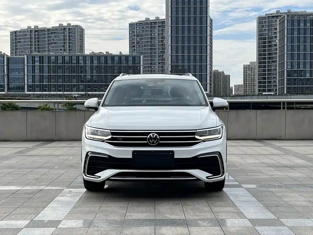 Volkswagen Tiguan L 2024