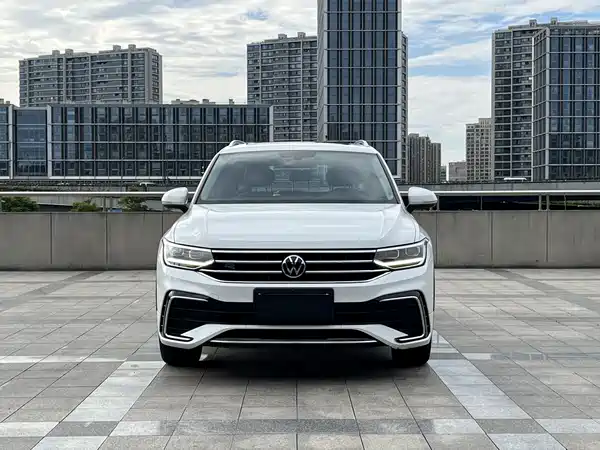 Volkswagen Tiguan L 2024
