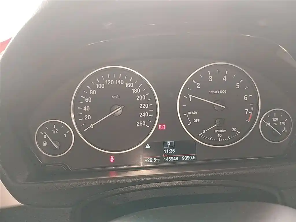 BMW 3 Series 2015 — фото 12