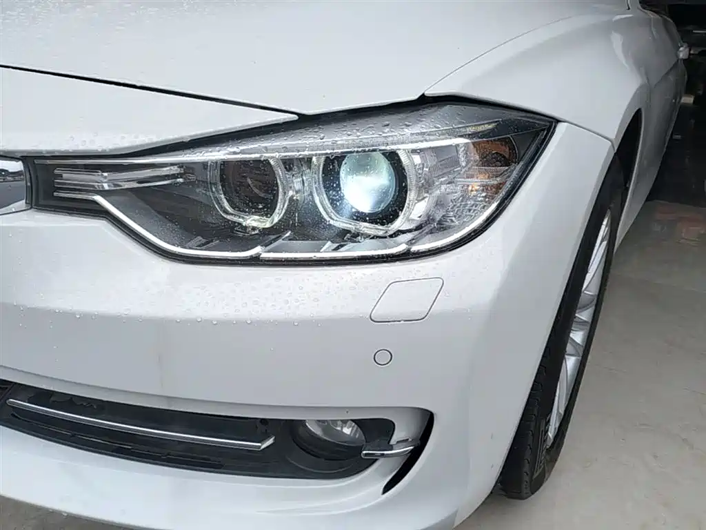 BMW 3 Series 2015 — фото 24