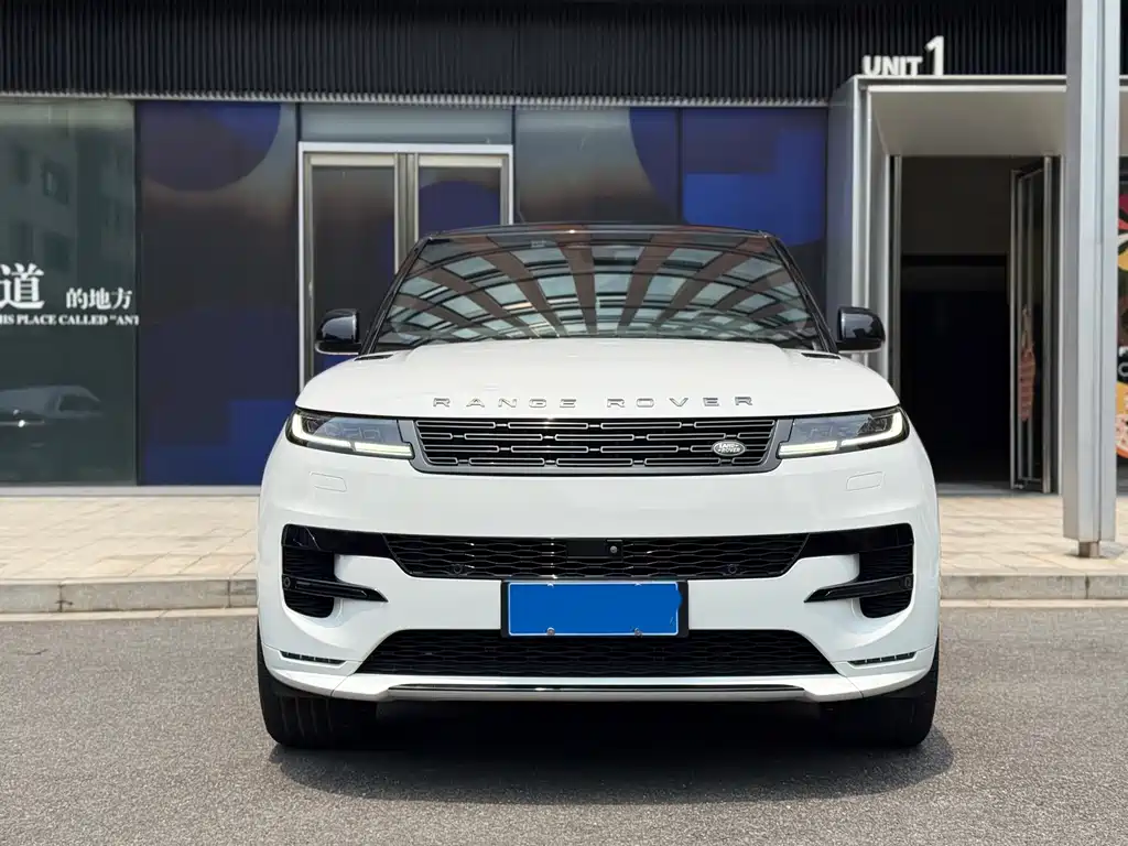 Land Rover Range Rover Sport 2023 — фото 2