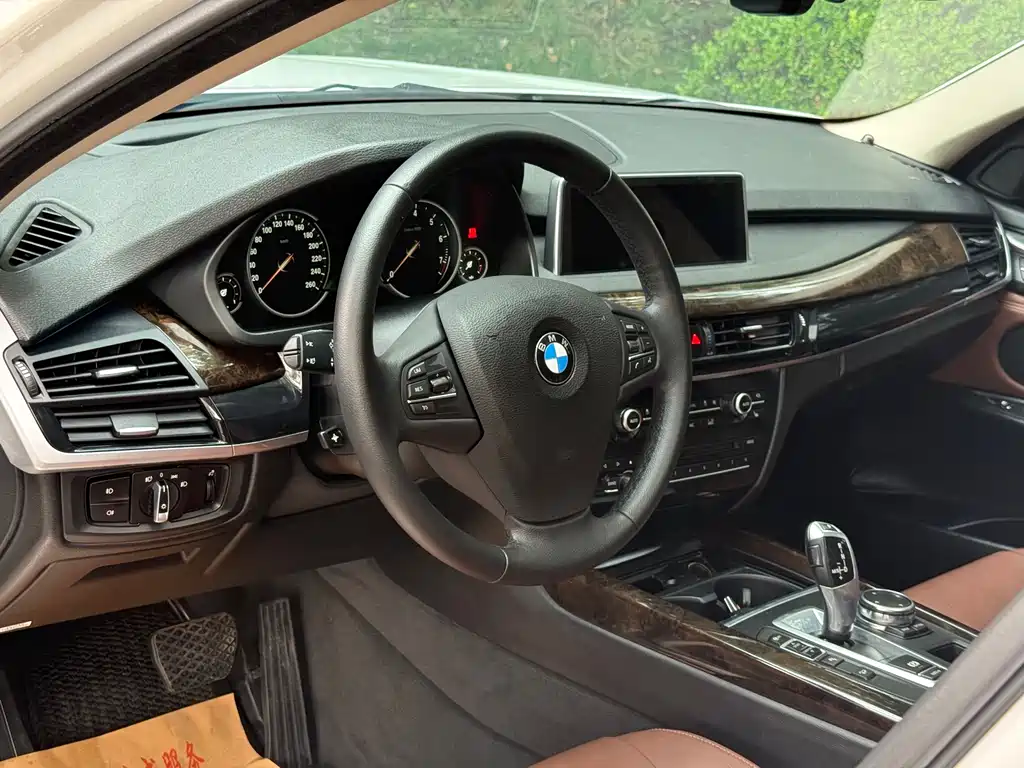 BMW X5 2016 — фото 15