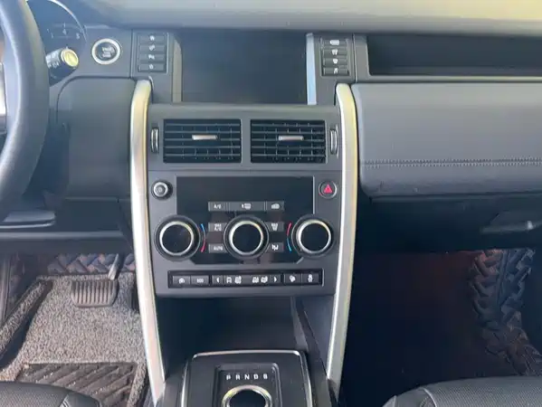 Land Rover Discovery Sport 2017