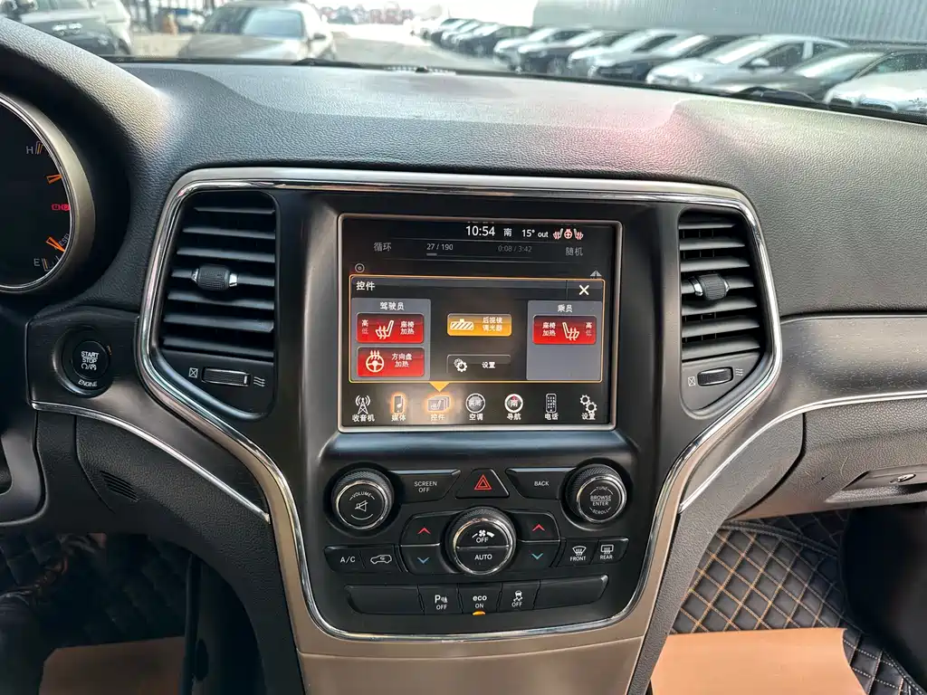 Jeep Grand Cherokee 2015 — фото 14
