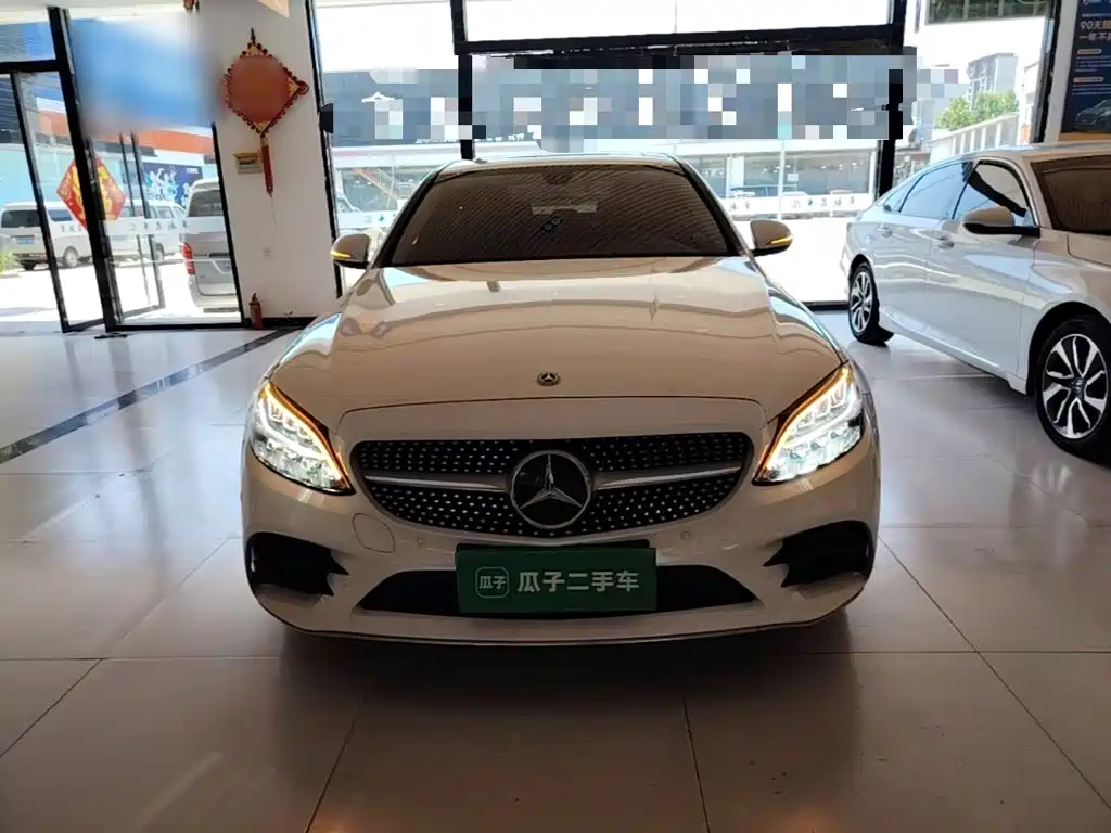 Mercedes-Benz C-Class 2020