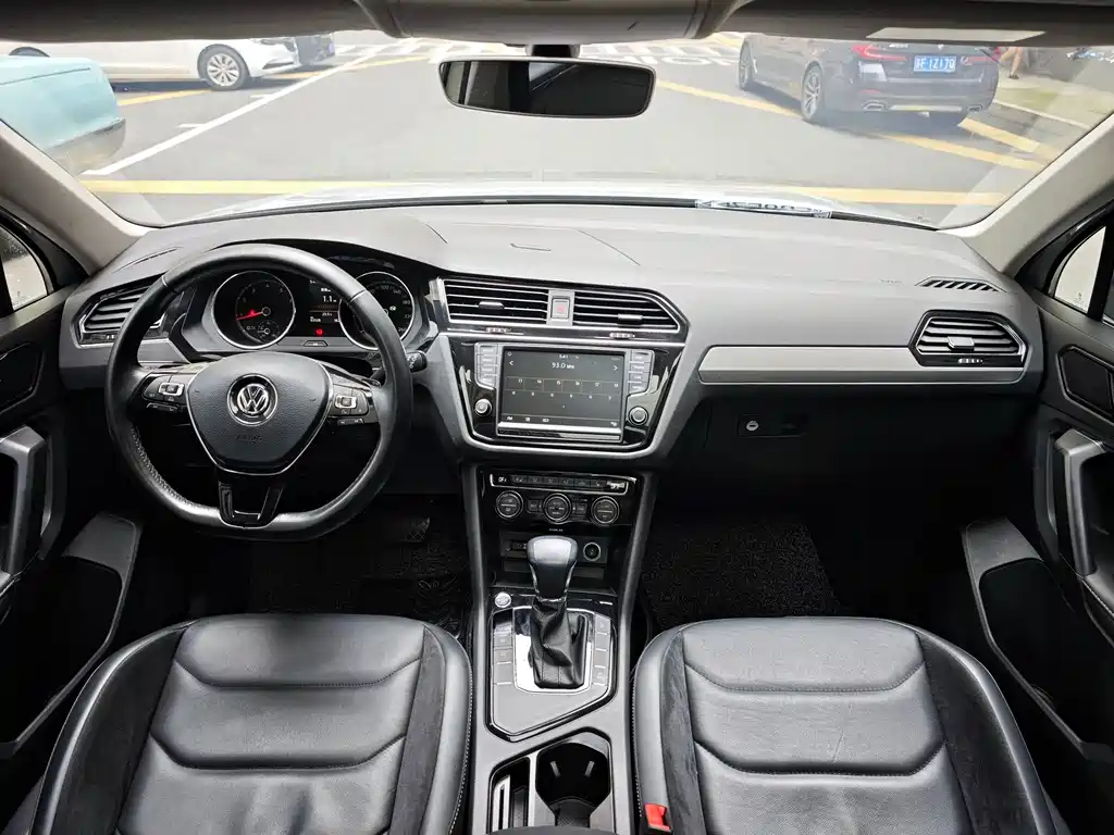 Volkswagen Tiguan L 2017