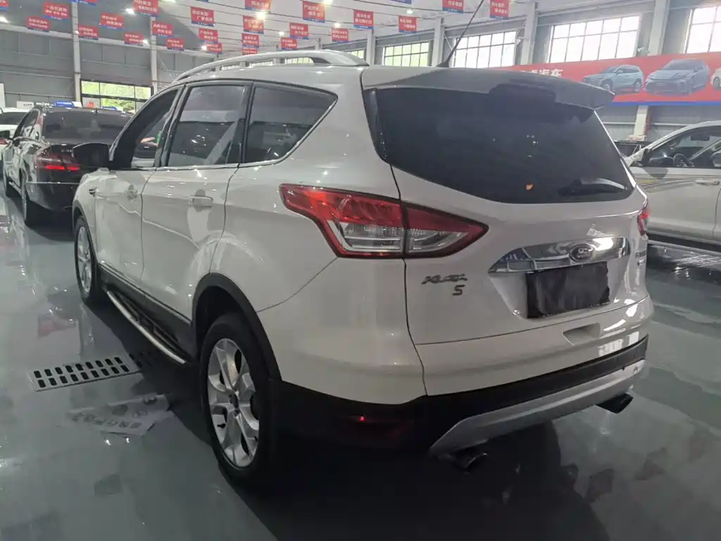 Ford Kuga 2014 — фото 5