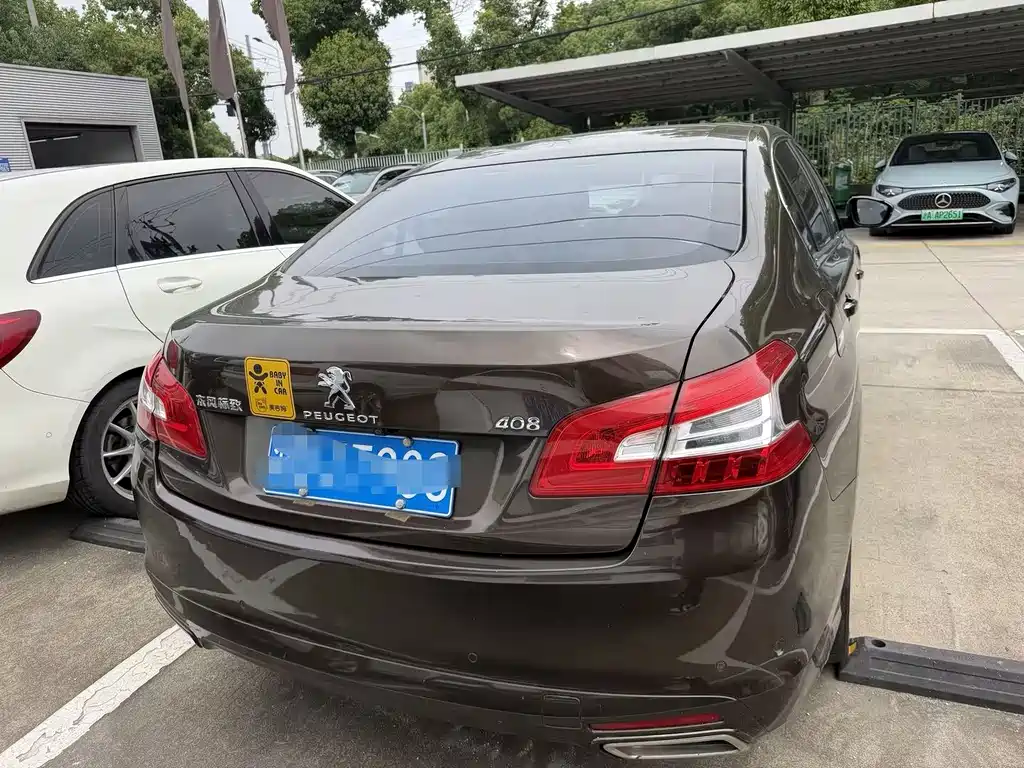 Peugeot 408 2015