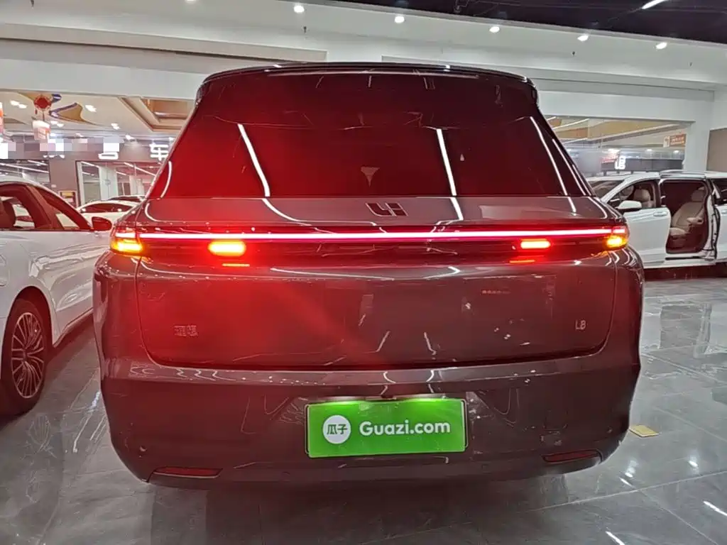 Li Auto Li L8 2023
