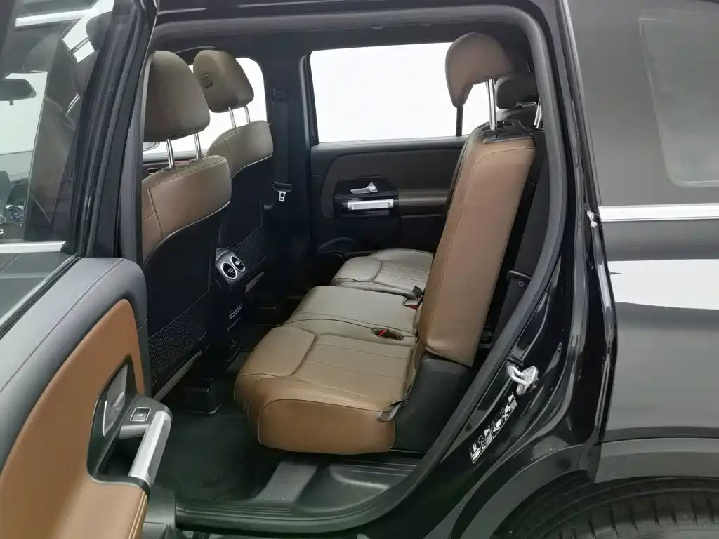 Mercedes-Benz GLB 2022 — фото 15