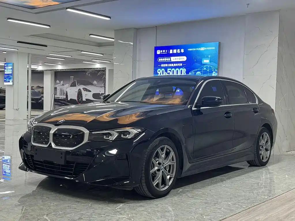 BMW i3 2023 — фото 1