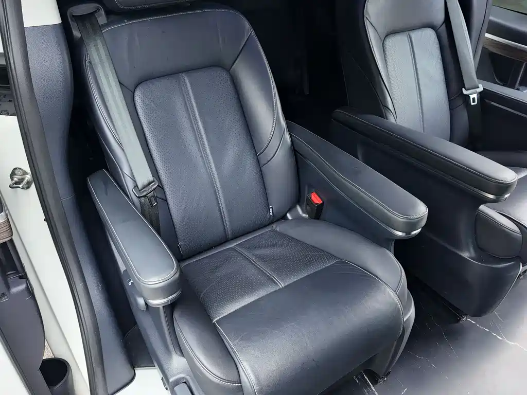 GAC Motor Trumpchi M8 2022 — фото 13