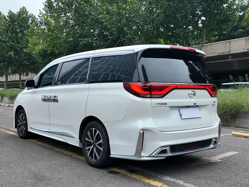GAC Motor Trumpchi M8 2022 — фото 17