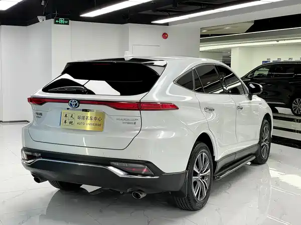 Toyota Harrier 2023