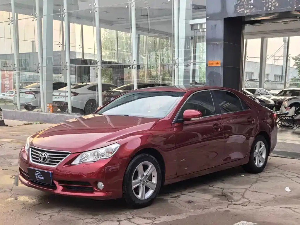 Toyota Reiz 2013