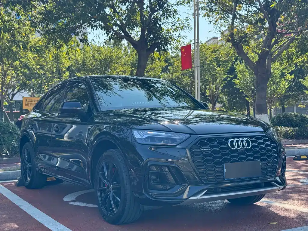 Audi Q5L Sportback 2022 — фото 3