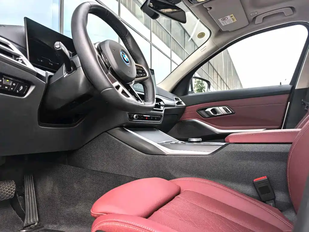 BMW i3 2025 — фото 6