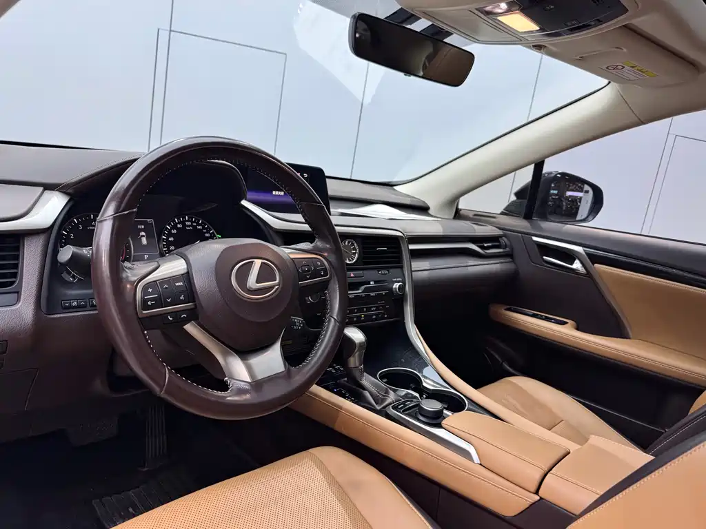 Lexus RX 2017 — фото 13