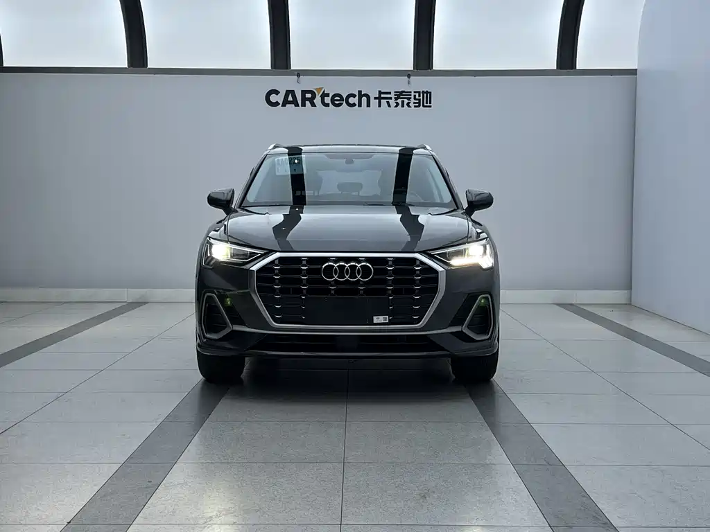 Audi Q3 2022 — фото 14