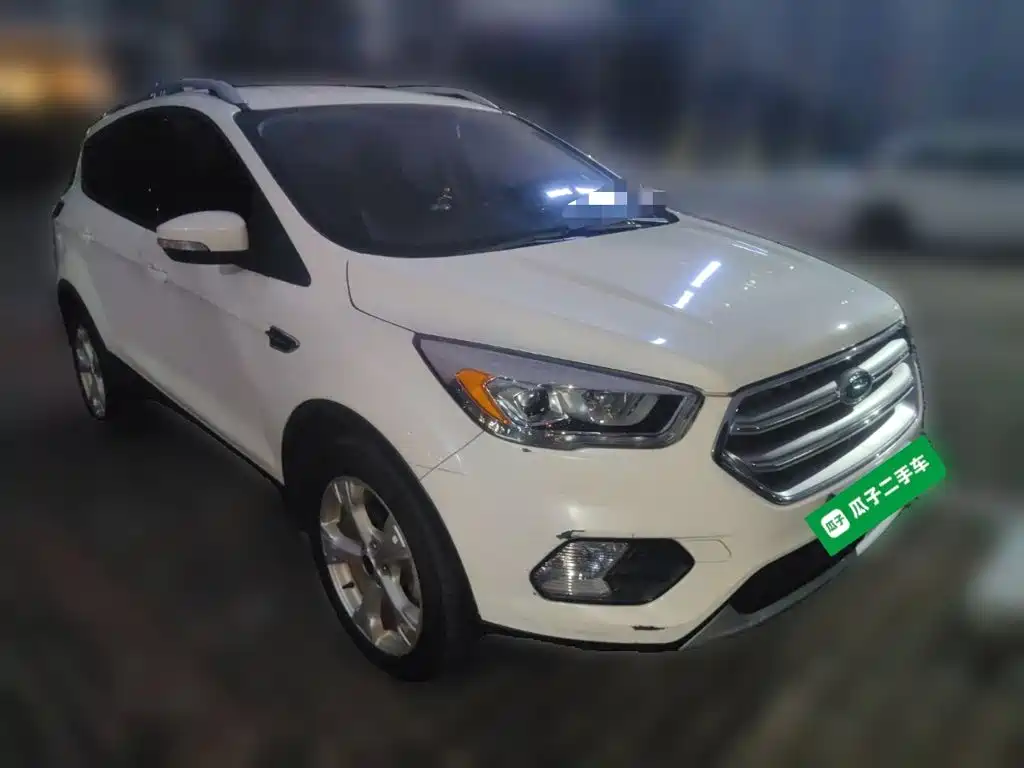 Ford Kuga 2019 — фото 23