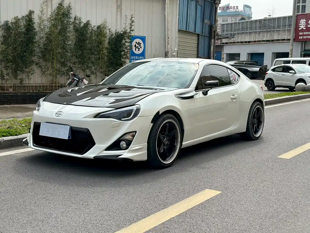 Toyota 86 2014 — фото 1